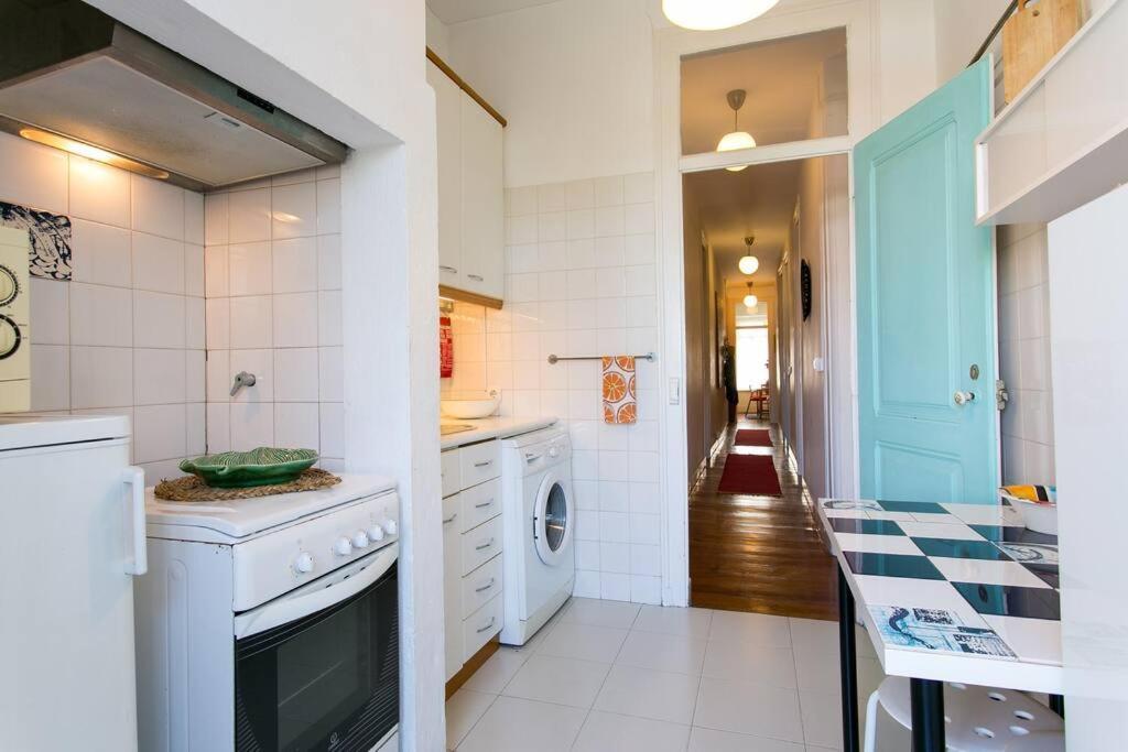 Principe Real Orange Tree W/ View 3 Bedrooms Flat! Lisbona Esterno foto